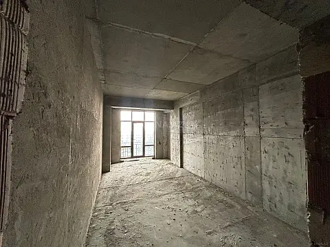 Satılır 3 otaqlı mənzil 110 m²