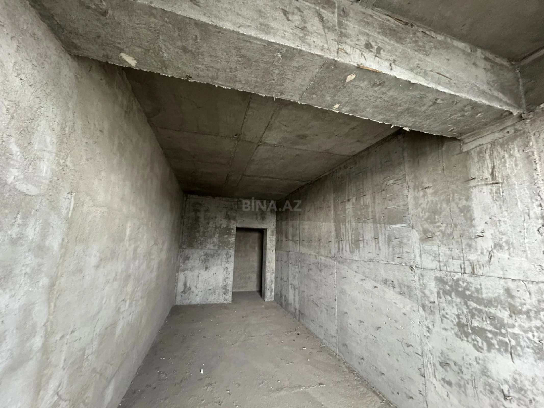 Satılır 3 otaqlı mənzil 110 m²