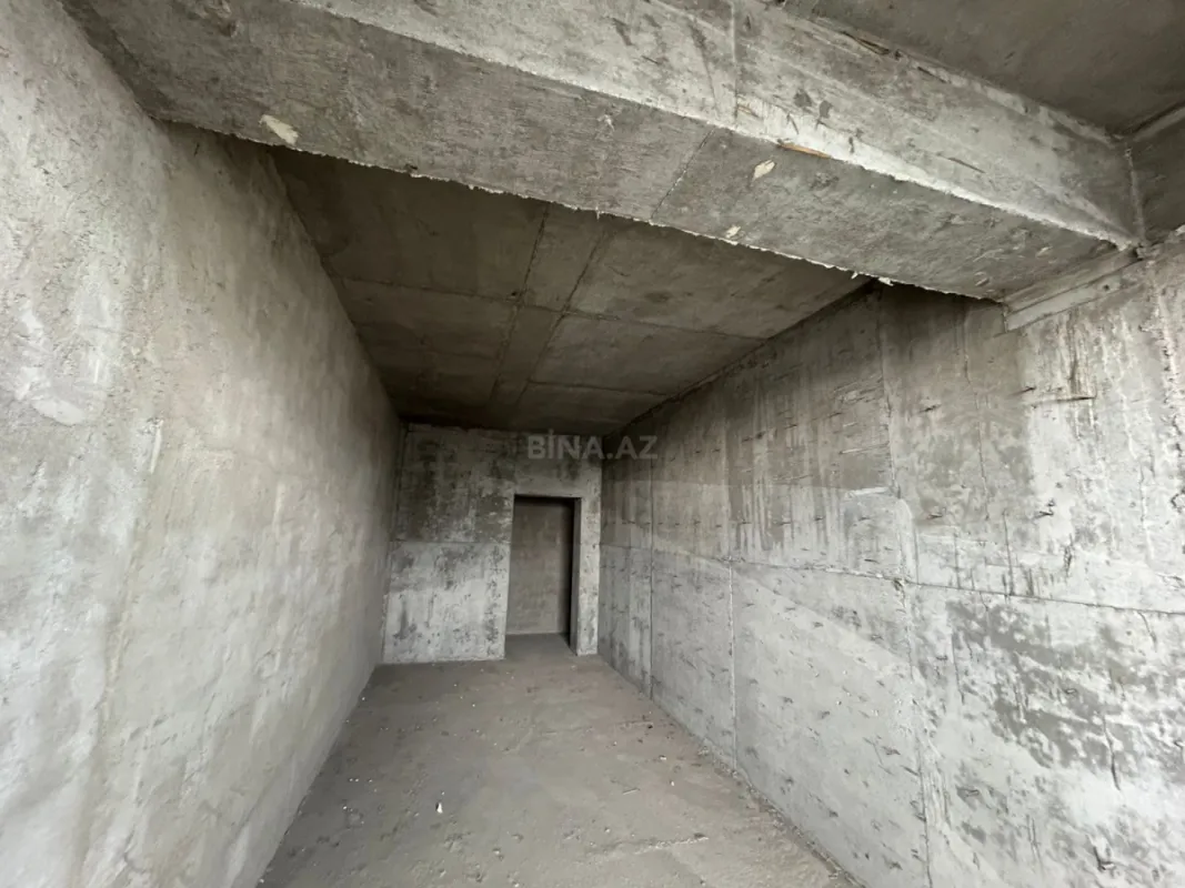 Satılır 3 otaqlı mənzil 110 m²