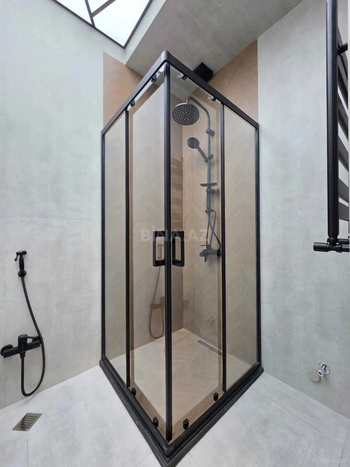 Satılır 2 otaqlı mənzil 55 m²