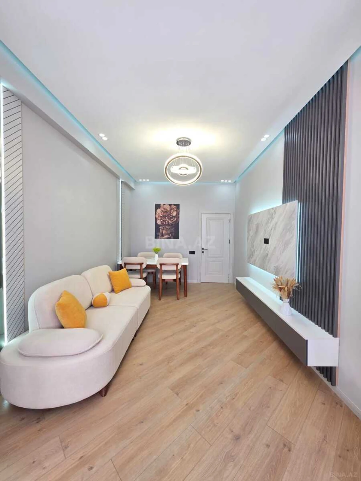 Satılır 2 otaqlı mənzil 55 m²
