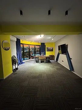 Kirayə verilir 5 otaqlı ofis 250 m²