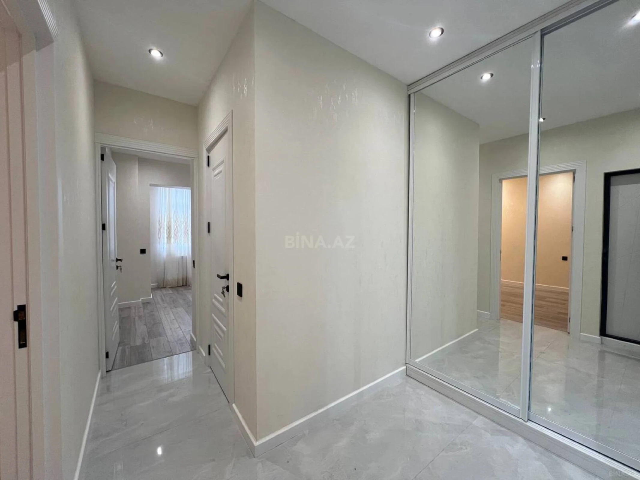 Satılır 3 otaqlı mənzil 75 m²