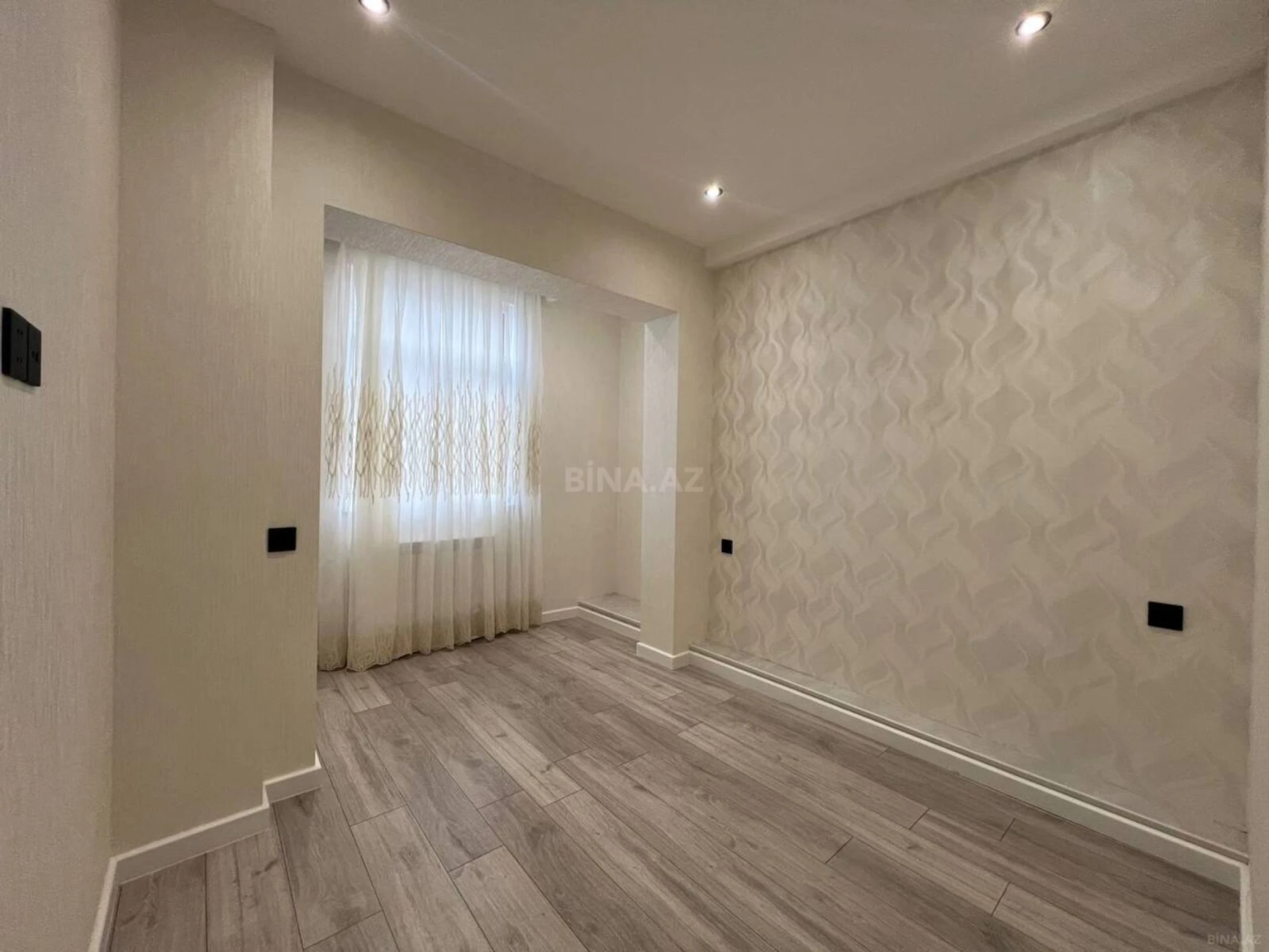 Satılır 3 otaqlı mənzil 75 m²