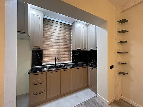 Satılır 3 otaqlı mənzil 75 m²