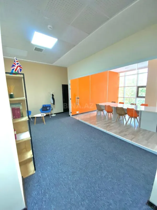 Kirayə verilir 3 otaqlı ofis 90 m²