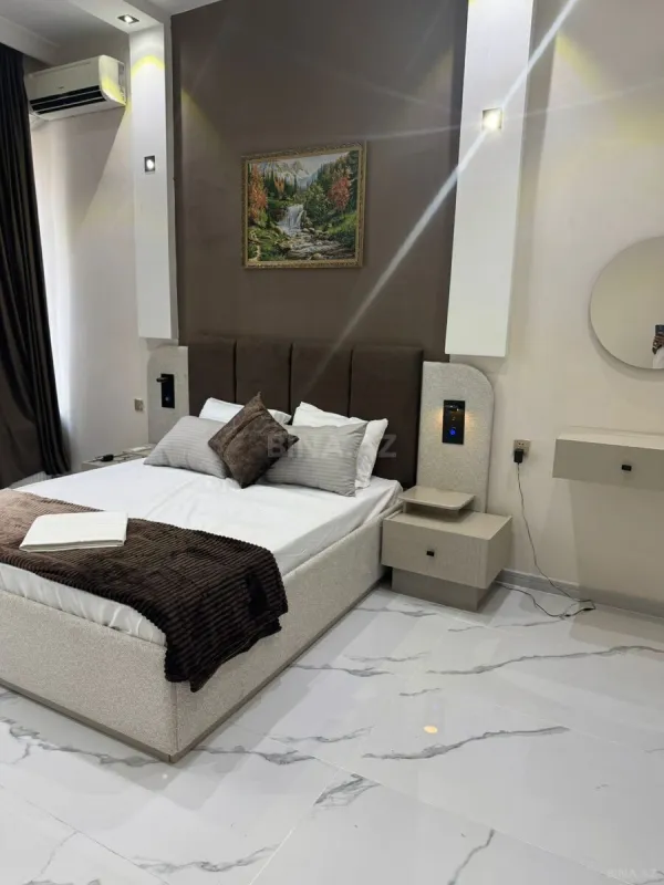 Satılır obyekt 200 m²