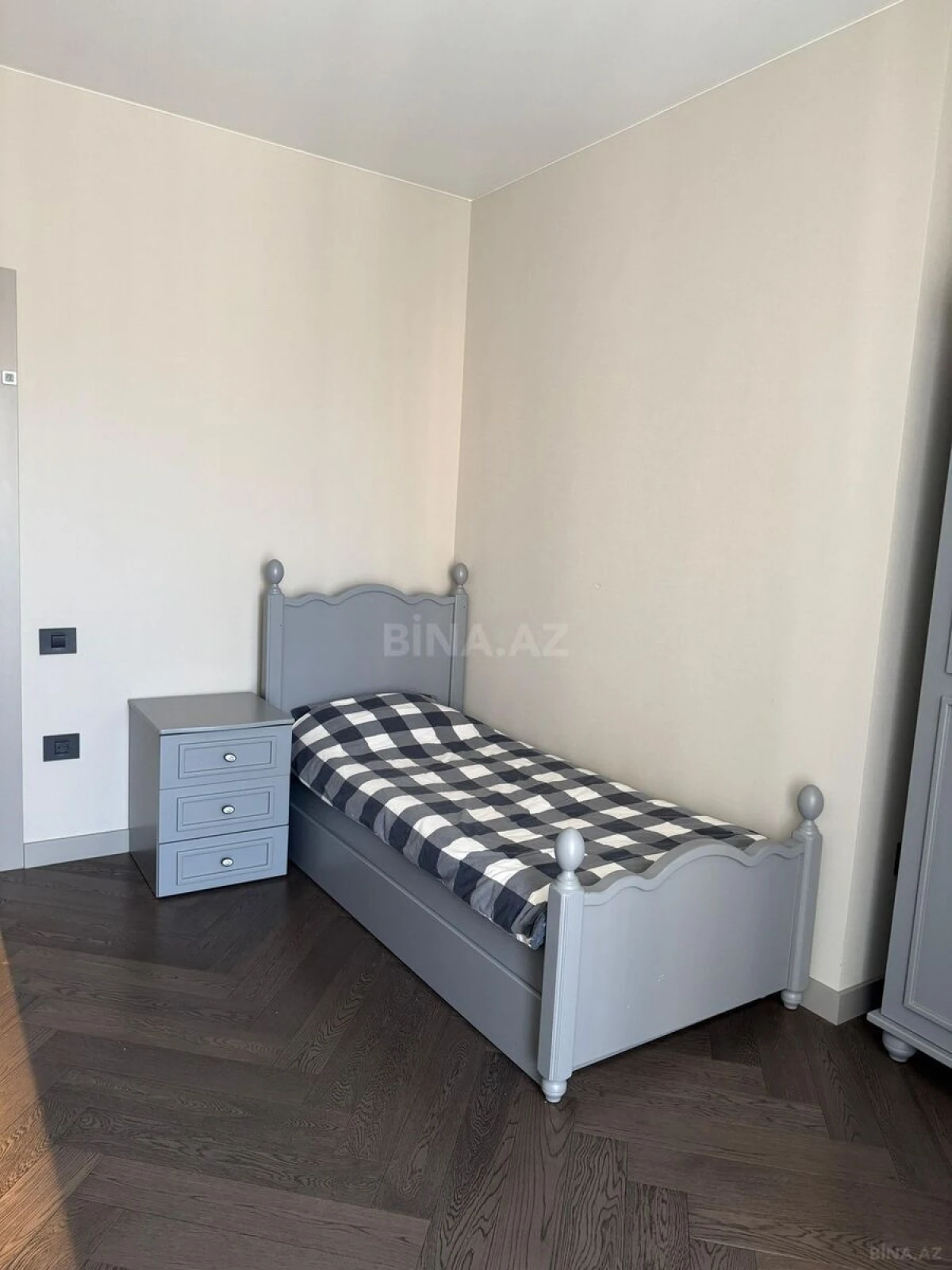 Satılır 3 otaqlı mənzil 75 m²