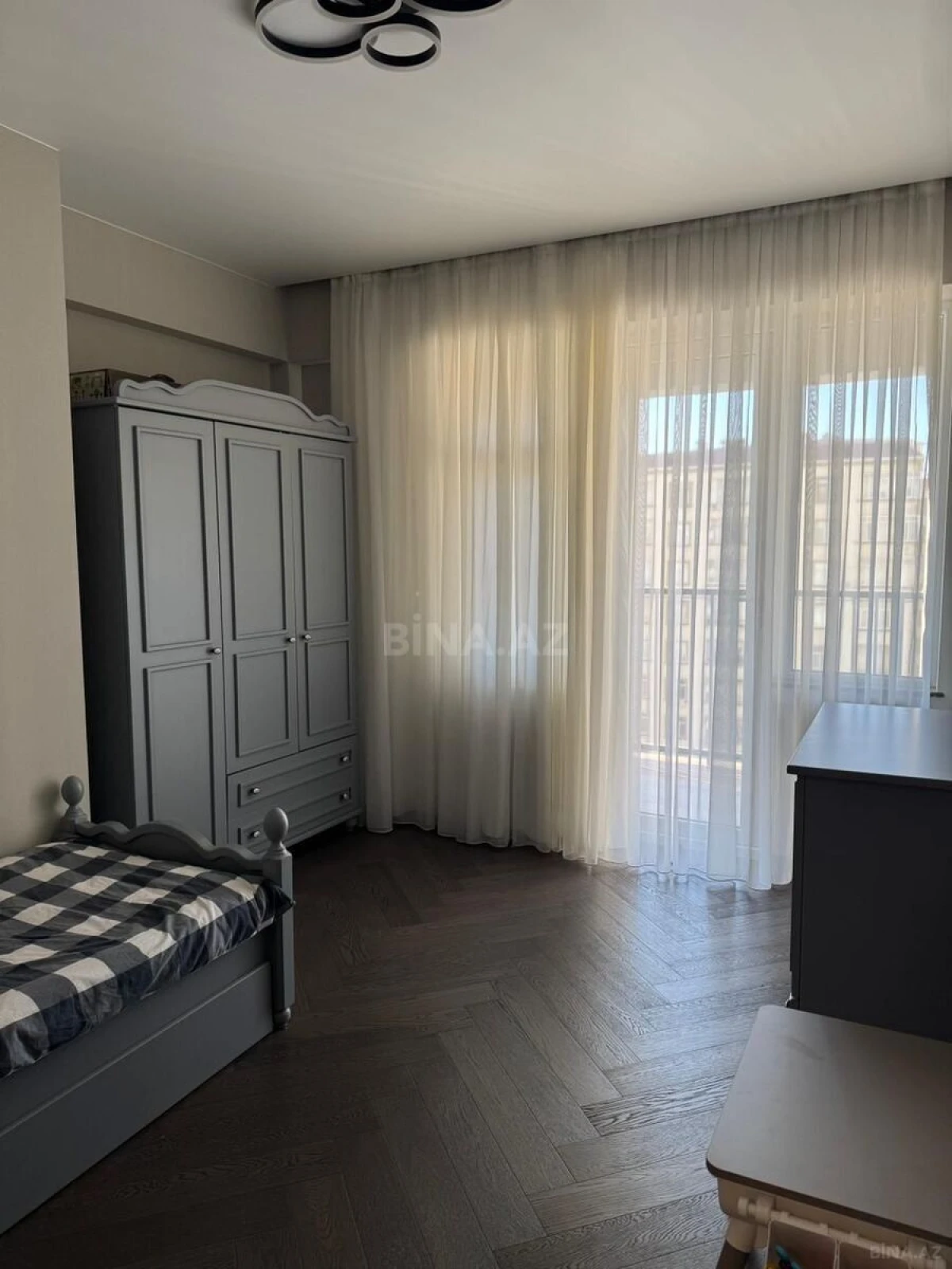 Satılır 3 otaqlı mənzil 75 m²