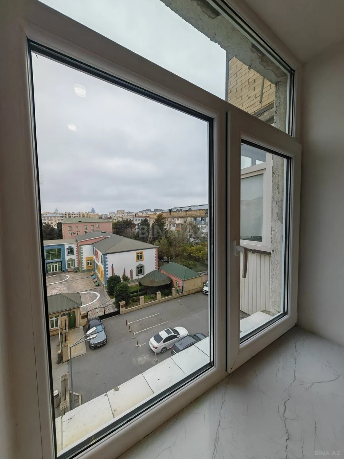 Satılır 2 otaqlı mənzil 53 m²