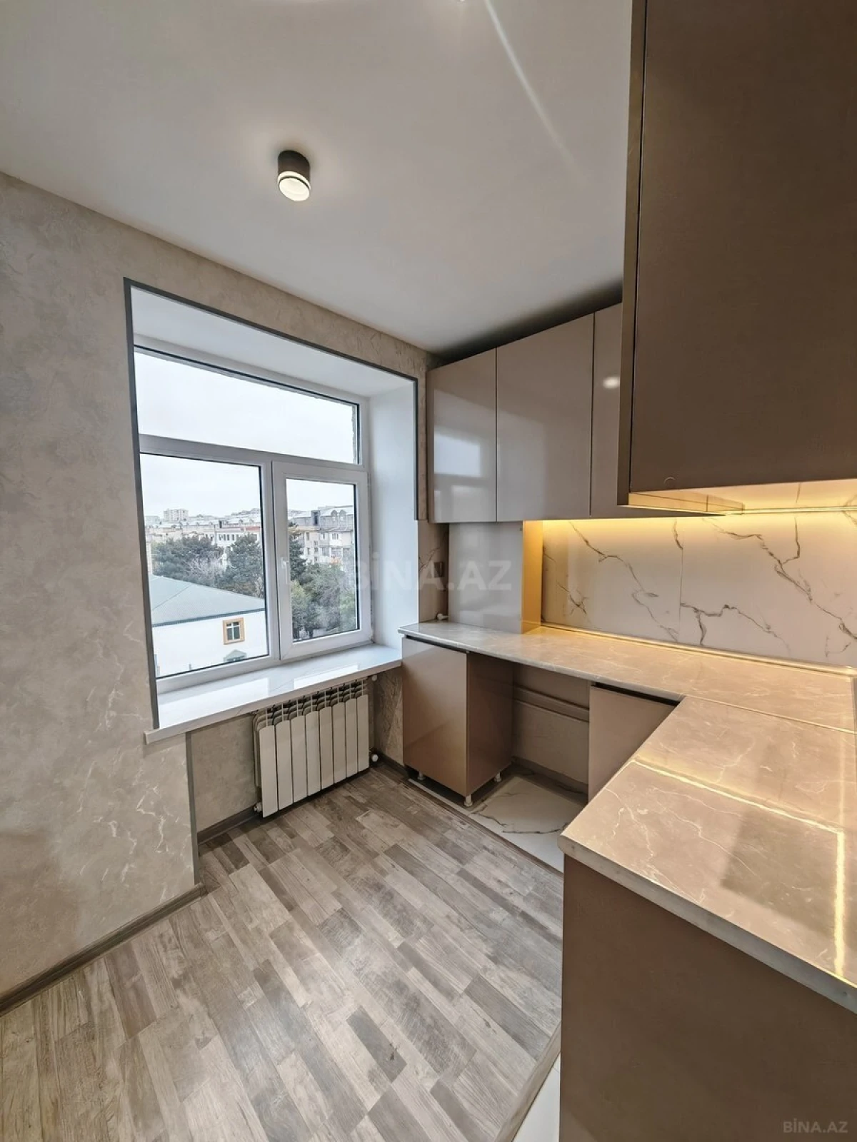 Satılır 2 otaqlı mənzil 53 m²