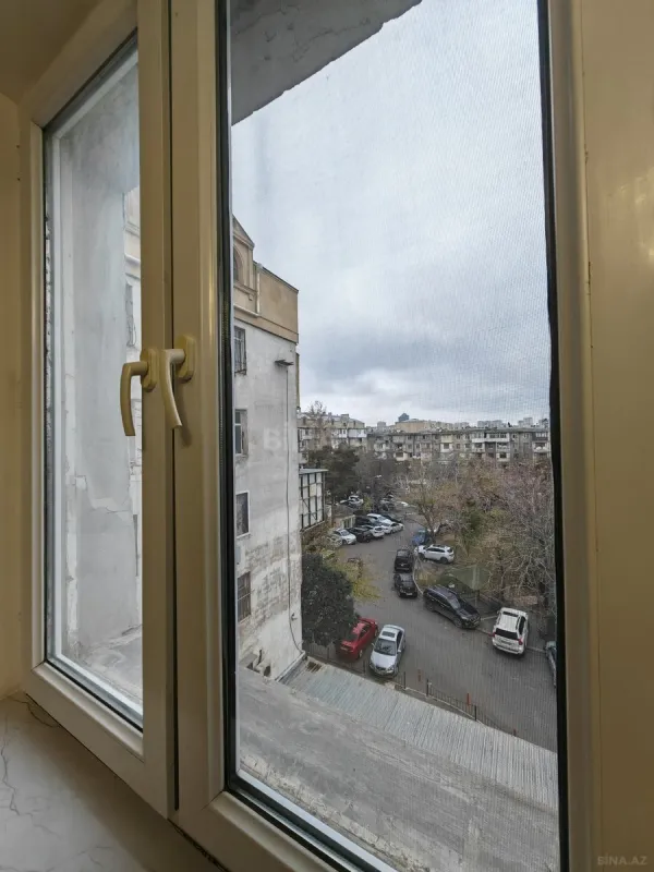 Satılır 2 otaqlı mənzil 53 m²