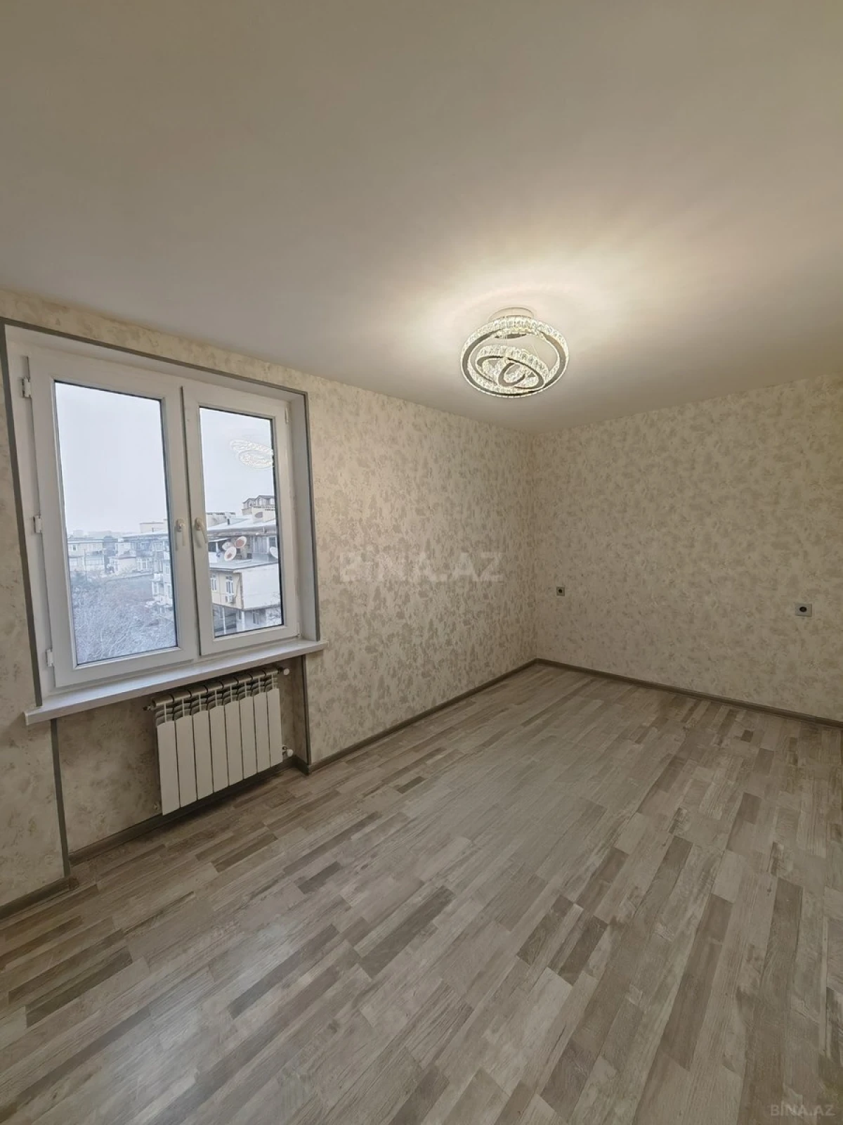 Satılır 2 otaqlı mənzil 53 m²
