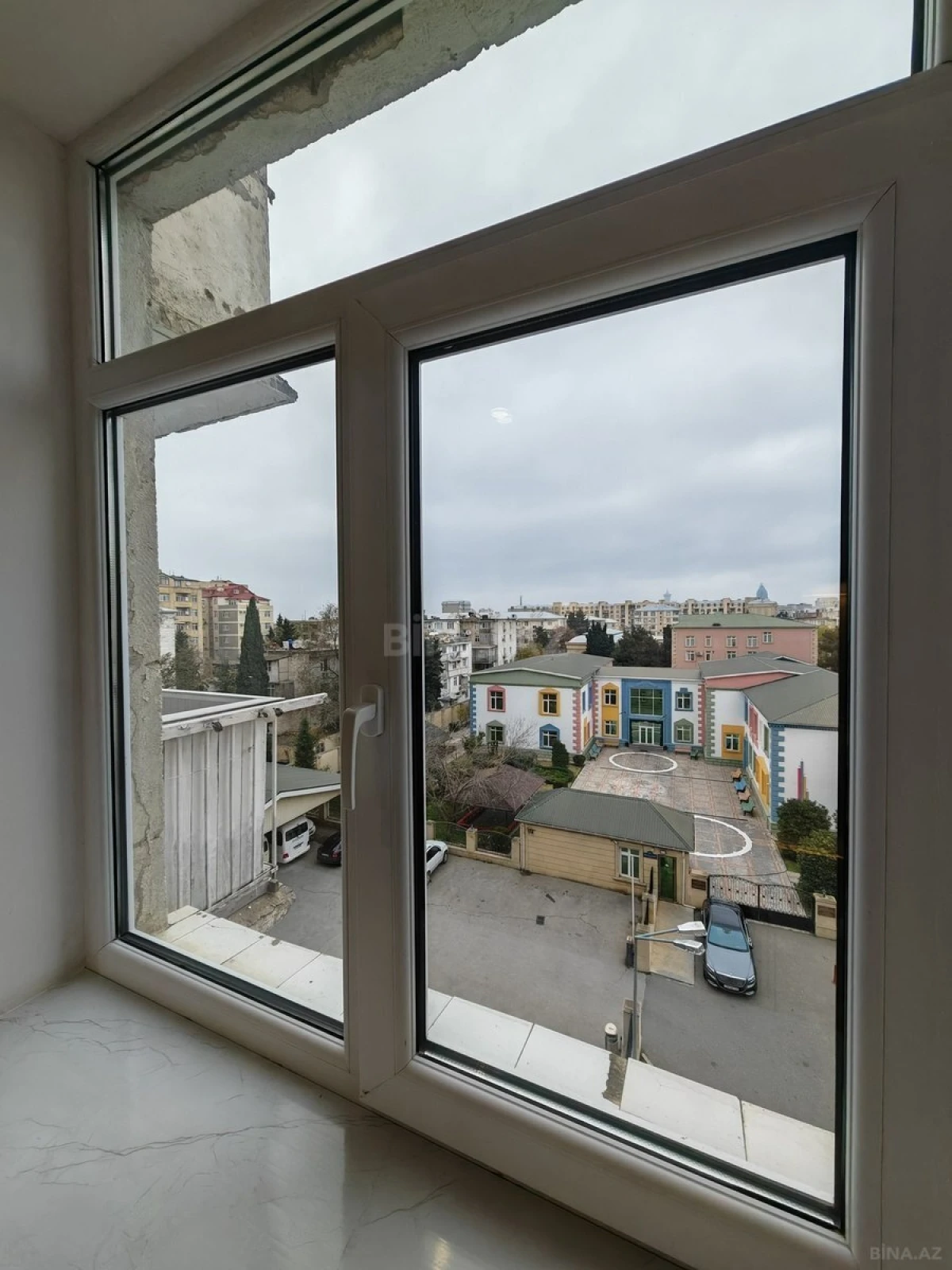 Satılır 2 otaqlı mənzil 53 m²