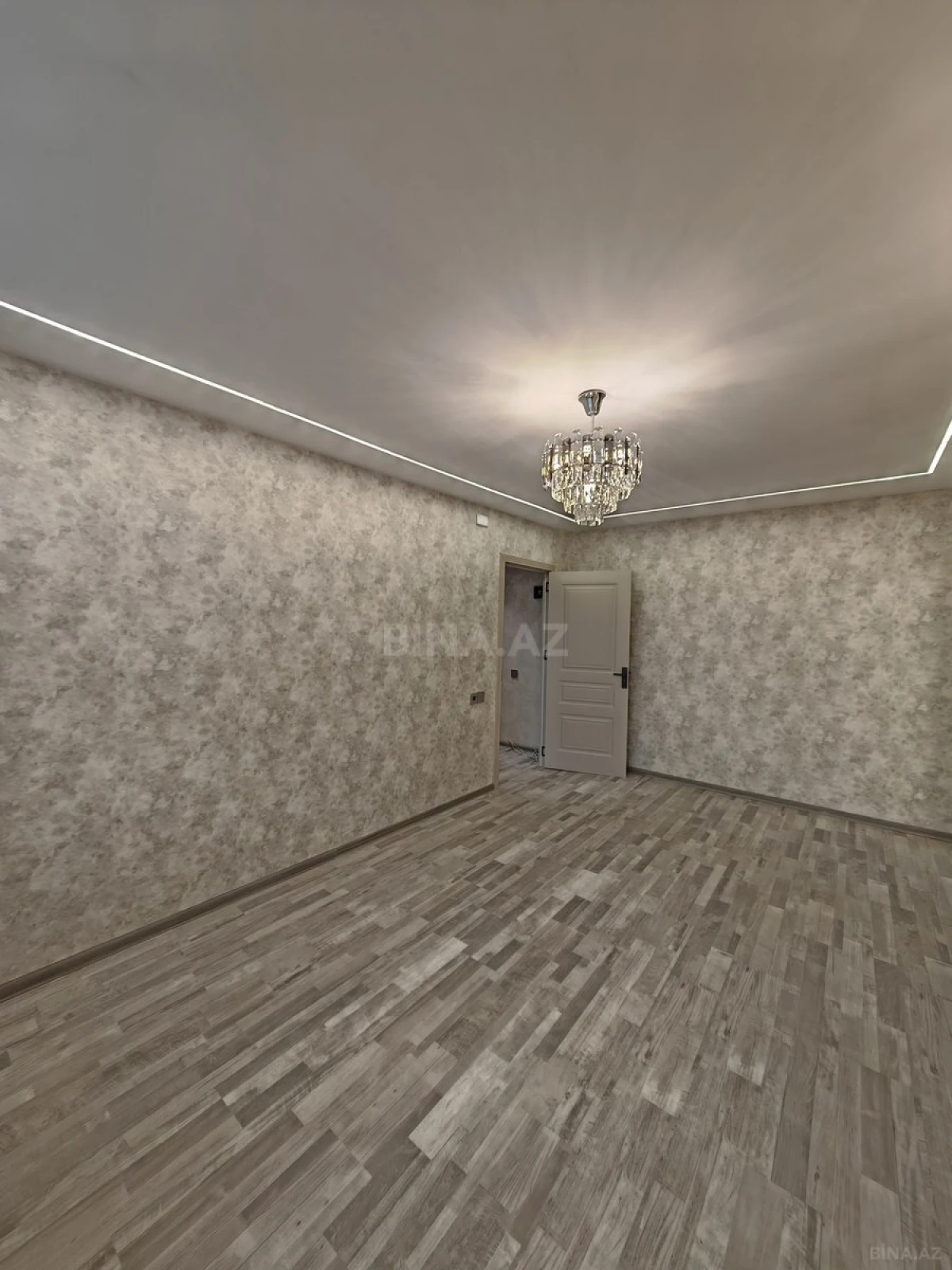 Satılır 2 otaqlı mənzil 53 m²