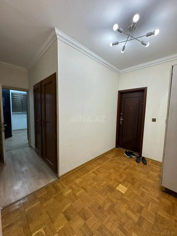 Satılır 3 otaqlı mənzil 90 m²