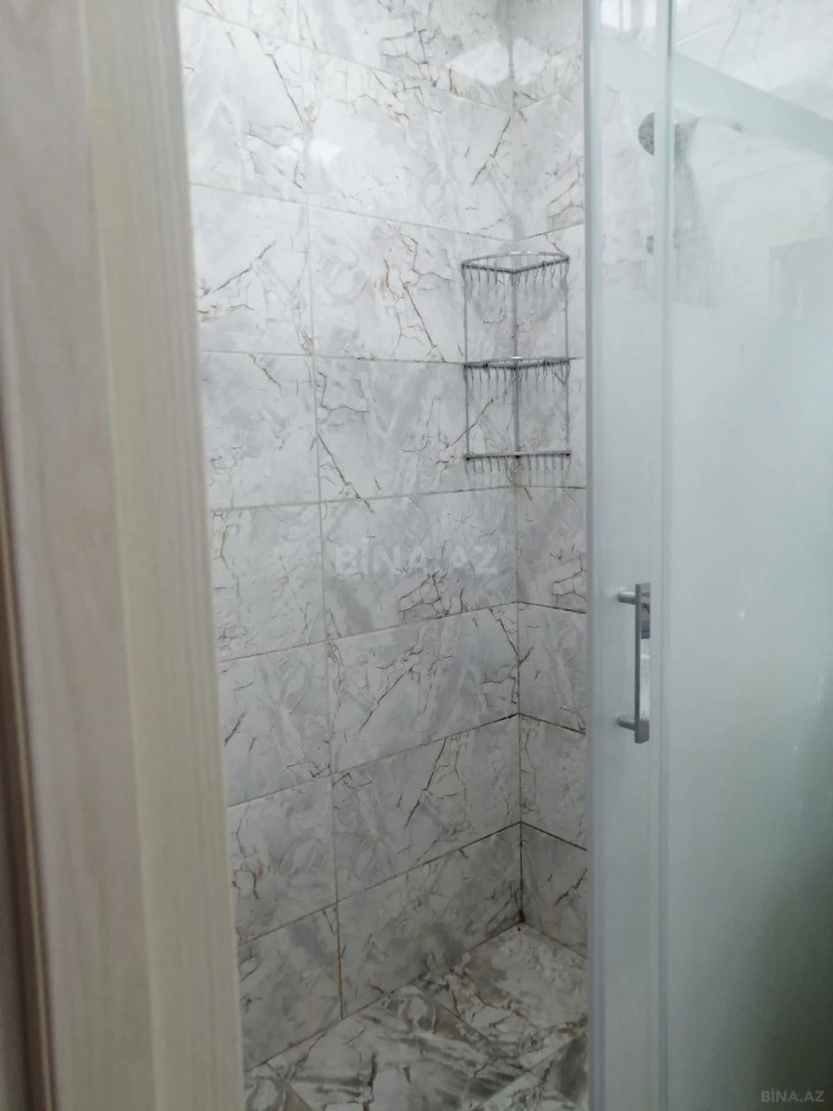 Kirayə verilir 3 otaqlı mənzil 100 m²