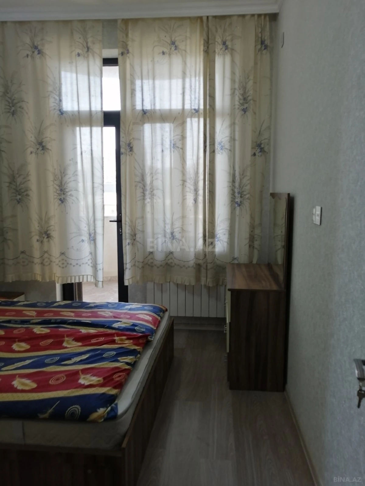 Kirayə verilir 3 otaqlı mənzil 100 m²