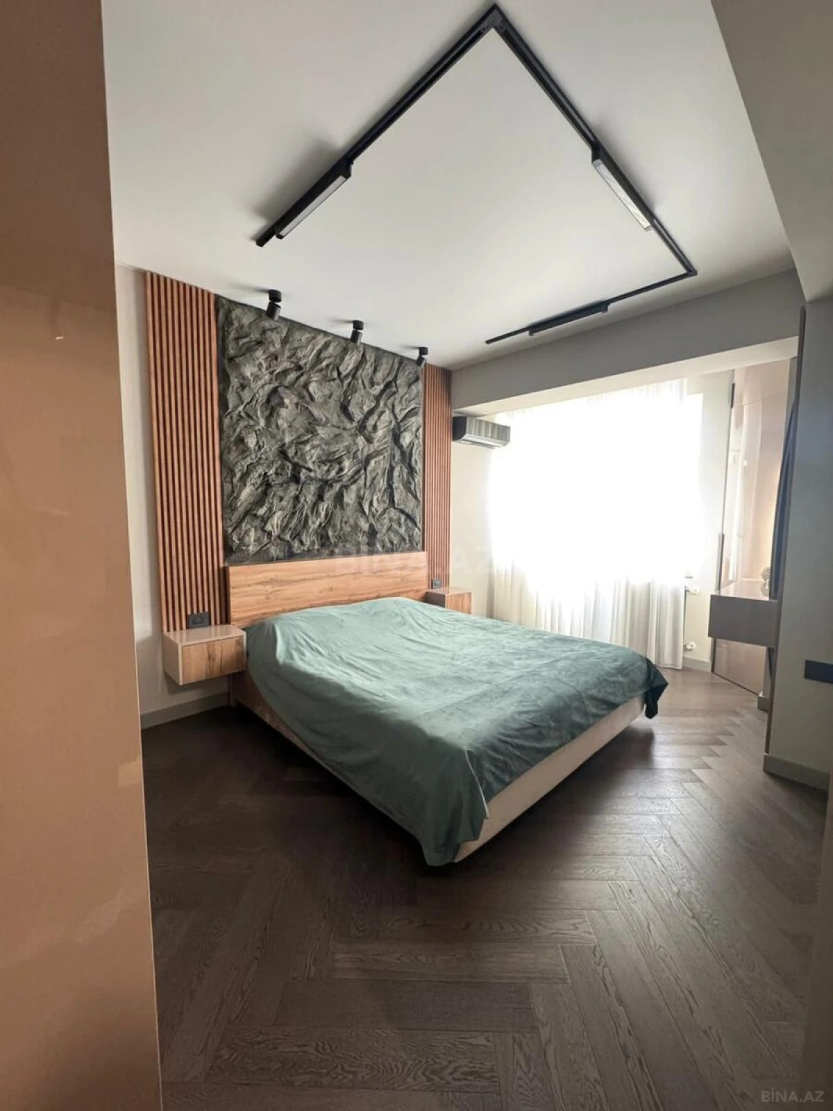 Satılır 3 otaqlı mənzil 79 m²