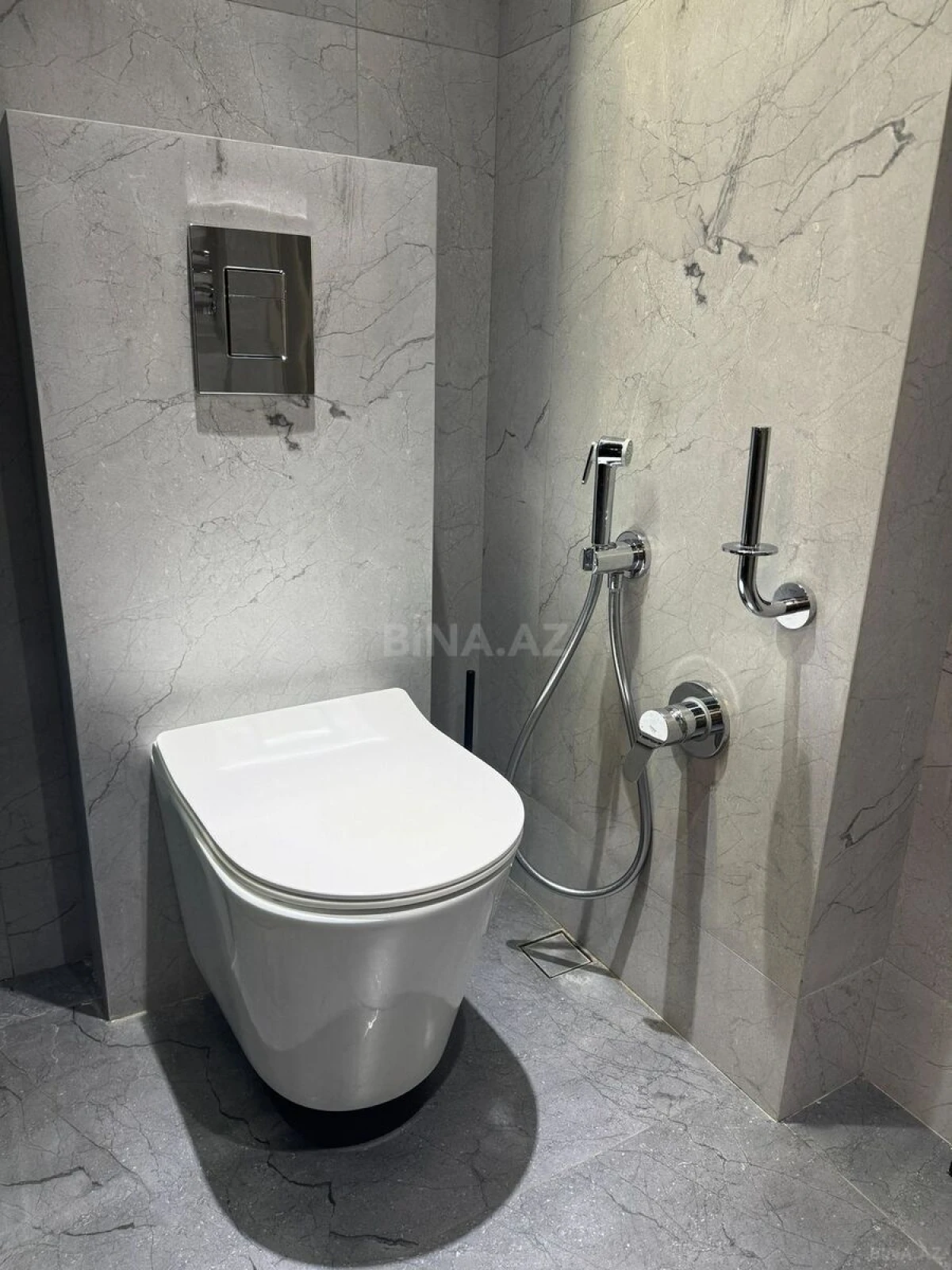 Satılır 3 otaqlı mənzil 79 m²