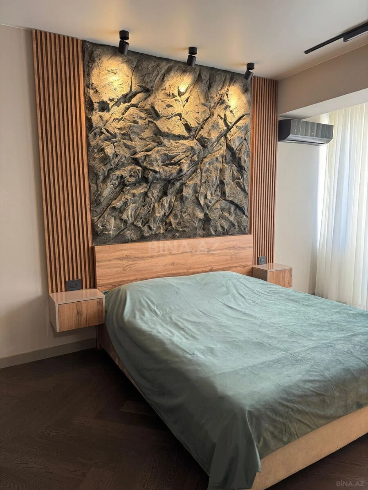 Satılır 3 otaqlı mənzil 79 m²