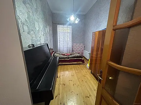Satılır 5 otaqlı həyət evi 110 m²