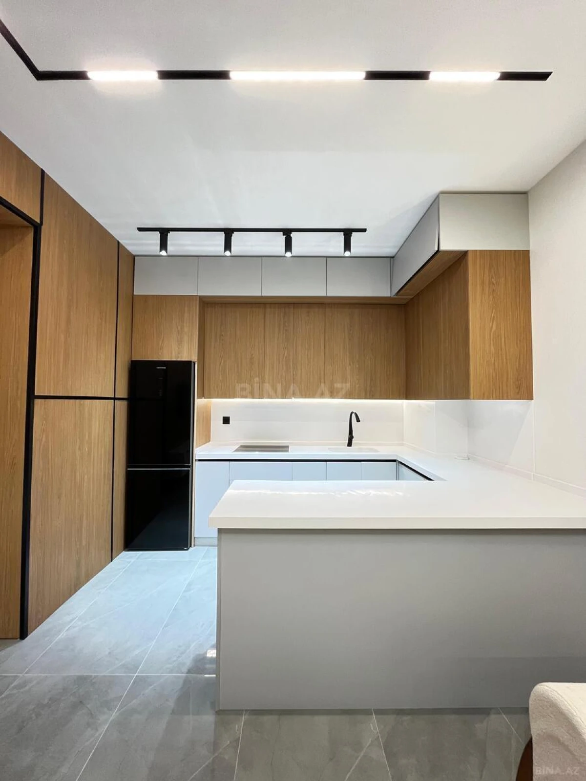Satılır 2 otaqlı mənzil 66 m²