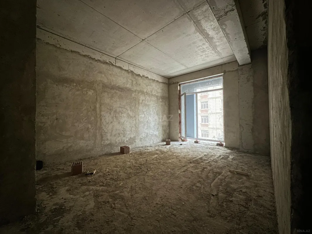 Satılır 3 otaqlı mənzil 95.6 m²