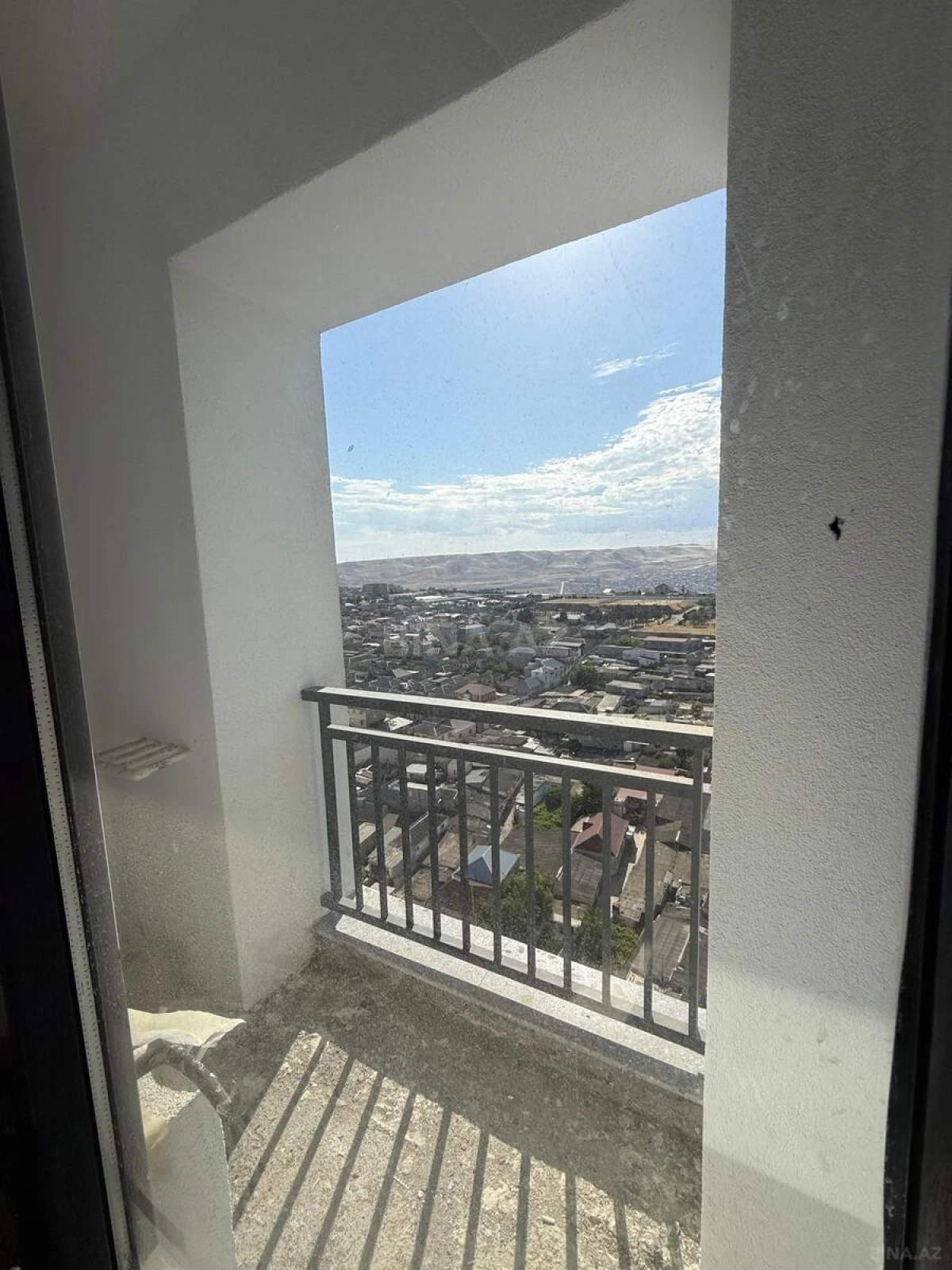 Satılır 3 otaqlı mənzil 77.7 m²