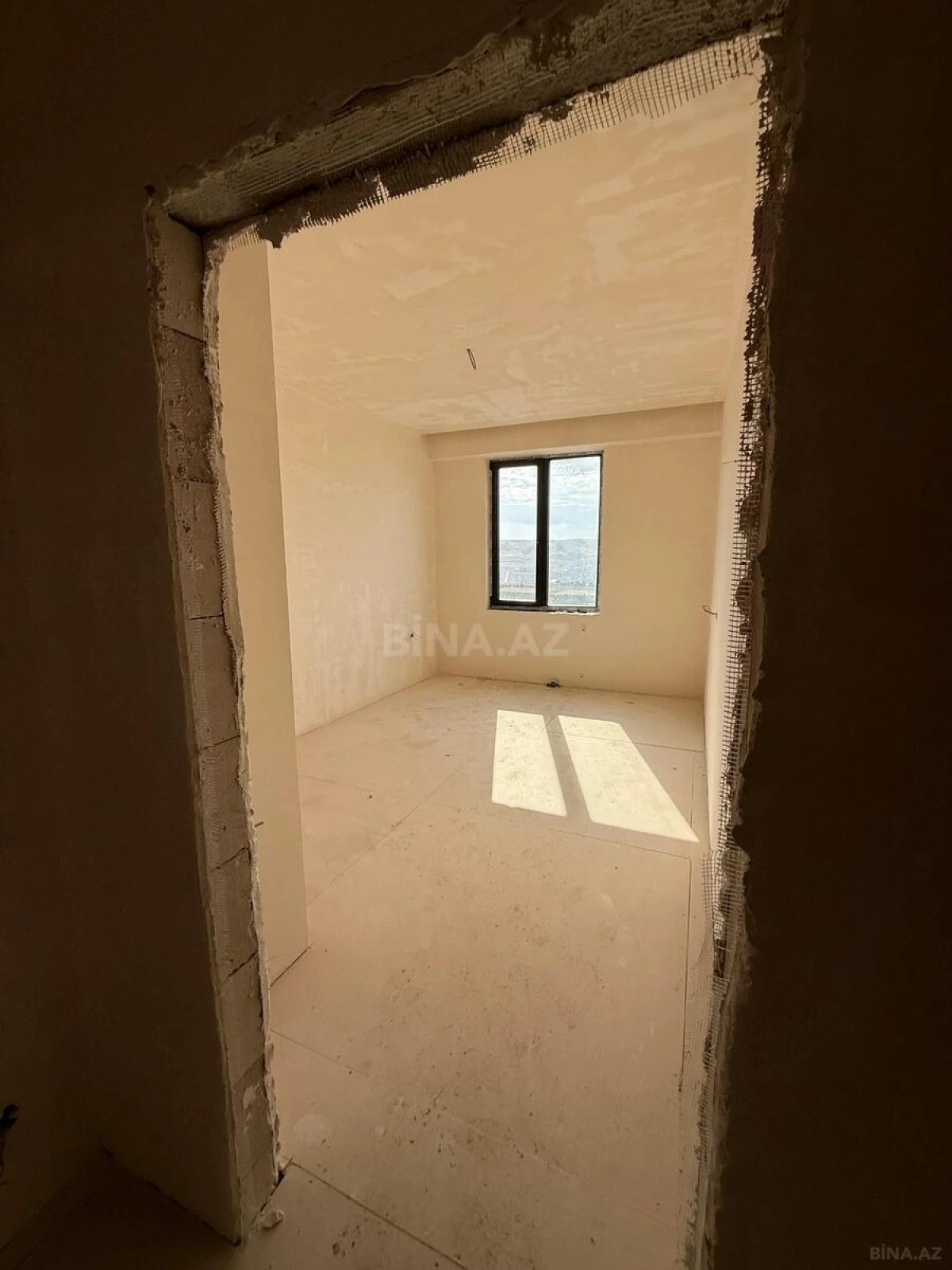 Satılır 3 otaqlı mənzil 77.7 m²