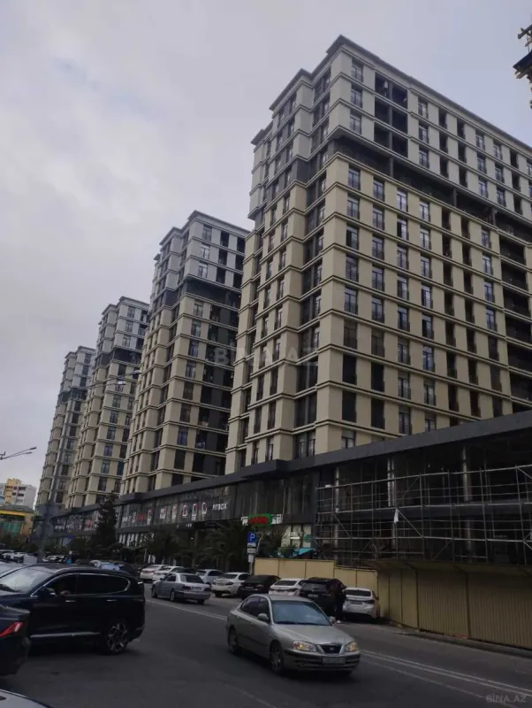 Satılır 2 otaqlı mənzil 82 m²