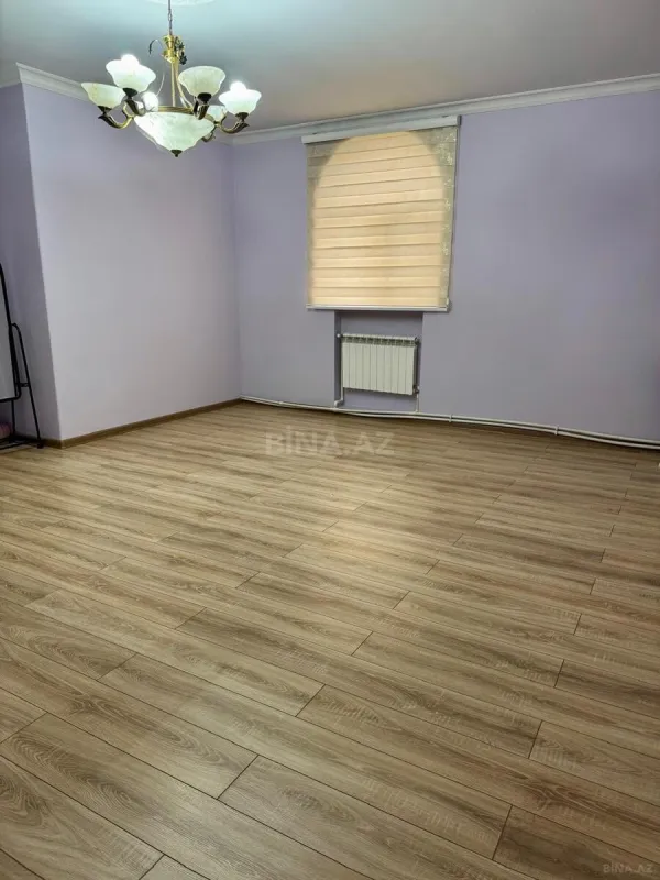 Satılır 9 otaqlı həyət evi 400 m²