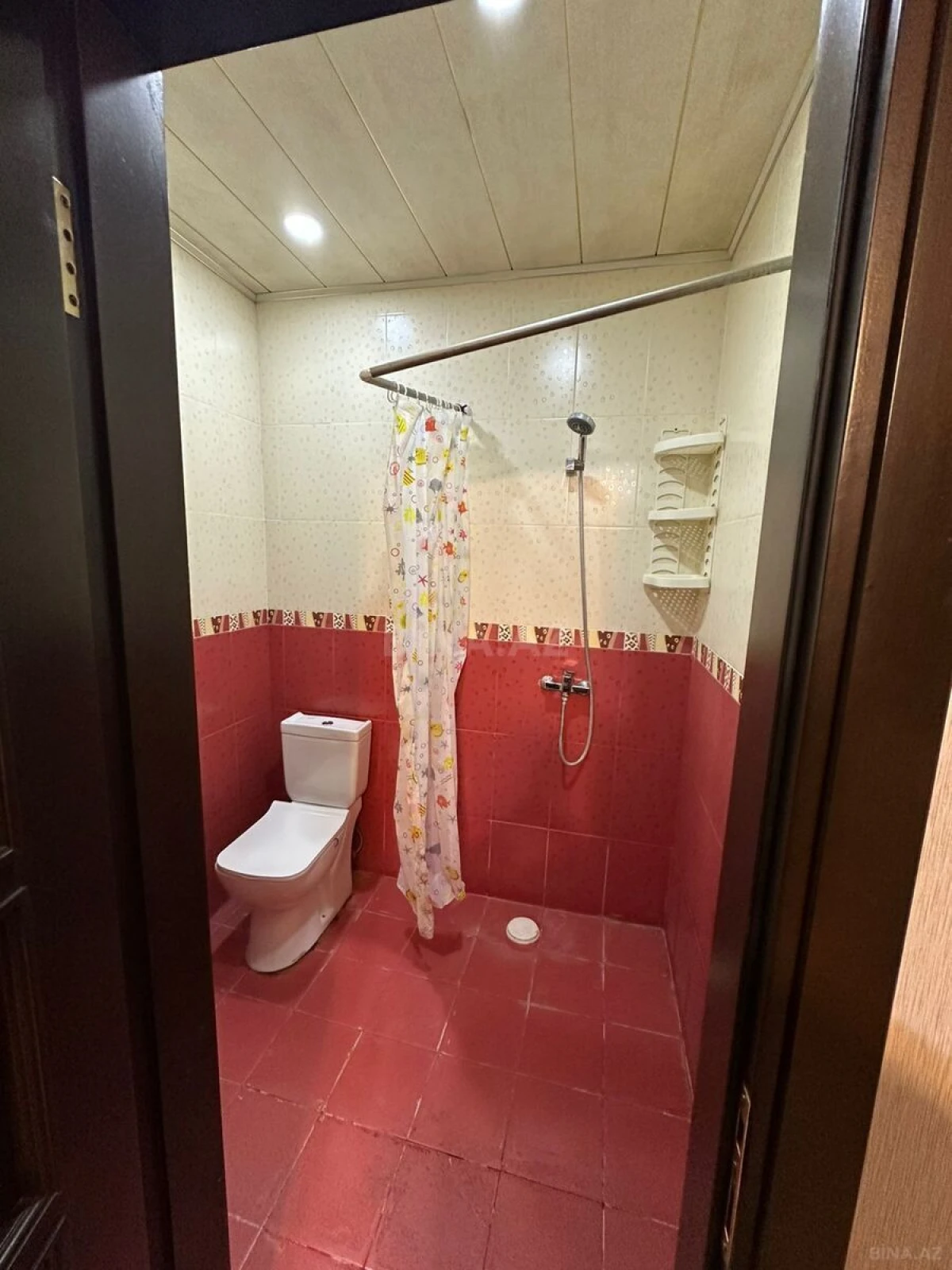 Satılır 3 otaqlı mənzil 125 m²