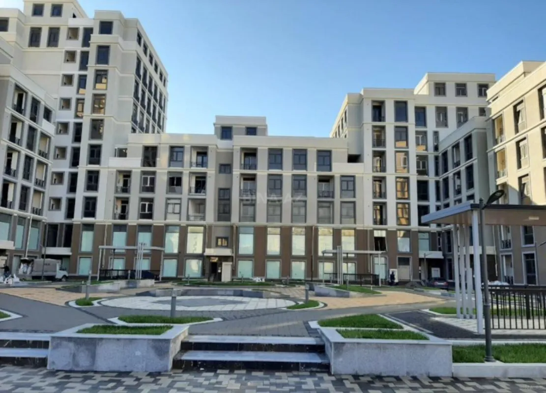 Satılır 3 otaqlı mənzil 118 m²