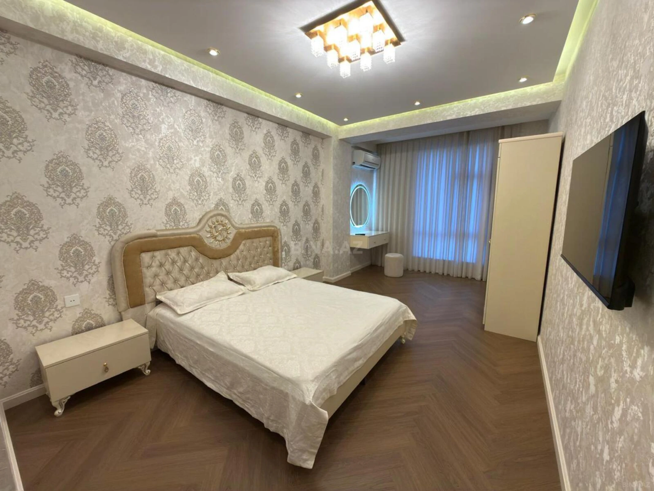 Kirayə verilir 3 otaqlı mənzil 122 m²