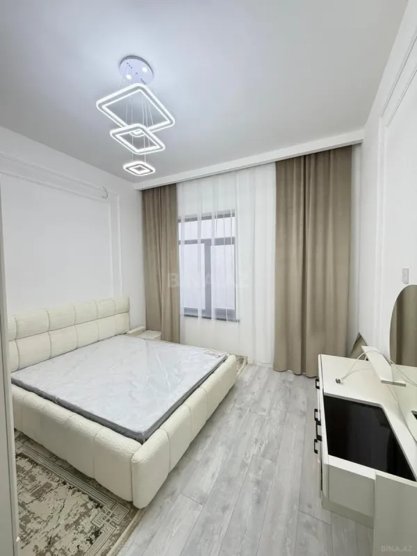 Satılır 4 otaqlı həyət evi 180 m²