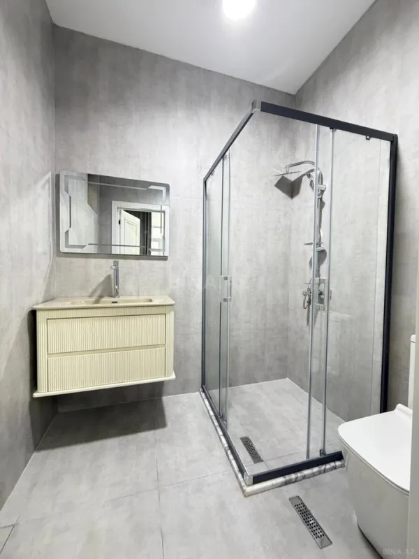 Satılır 4 otaqlı həyət evi 180 m²