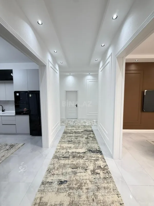 Satılır 4 otaqlı həyət evi 180 m²