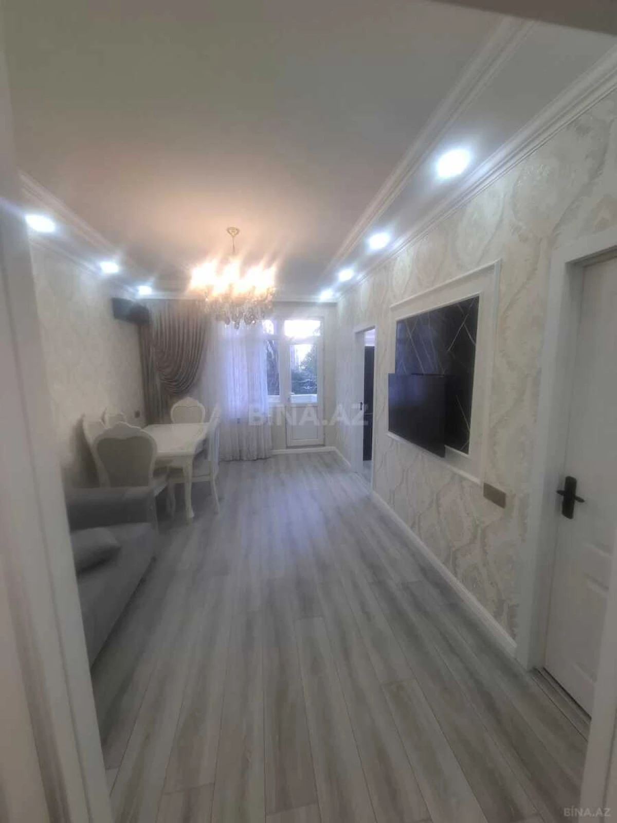 Satılır 2 otaqlı mənzil 60 m²