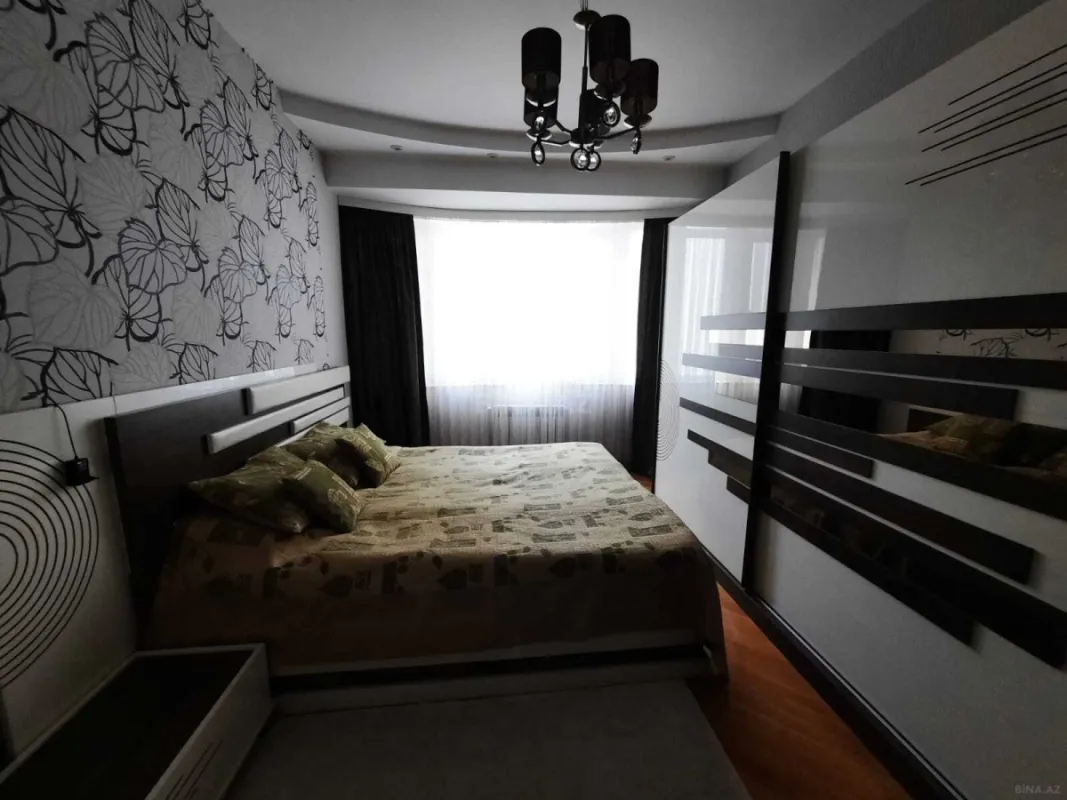 Satılır 3 otaqlı mənzil 95 m²