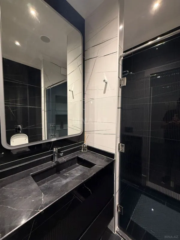 Kirayə verilir 3 otaqlı mənzil 170 m²