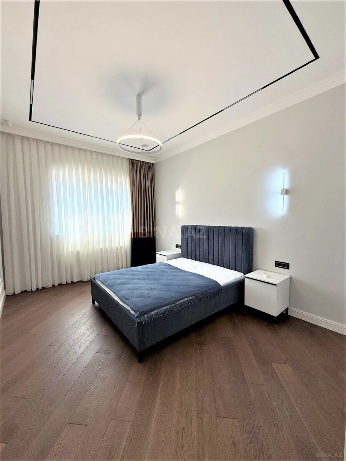 Kirayə verilir 3 otaqlı mənzil 170 m²