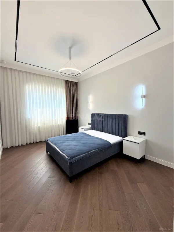 Kirayə verilir 3 otaqlı mənzil 170 m²