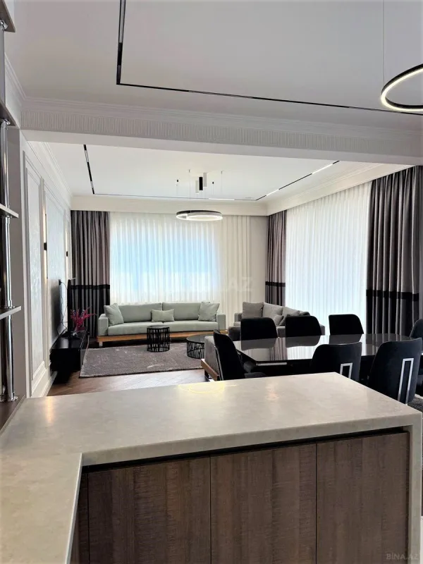Kirayə verilir 3 otaqlı mənzil 170 m²
