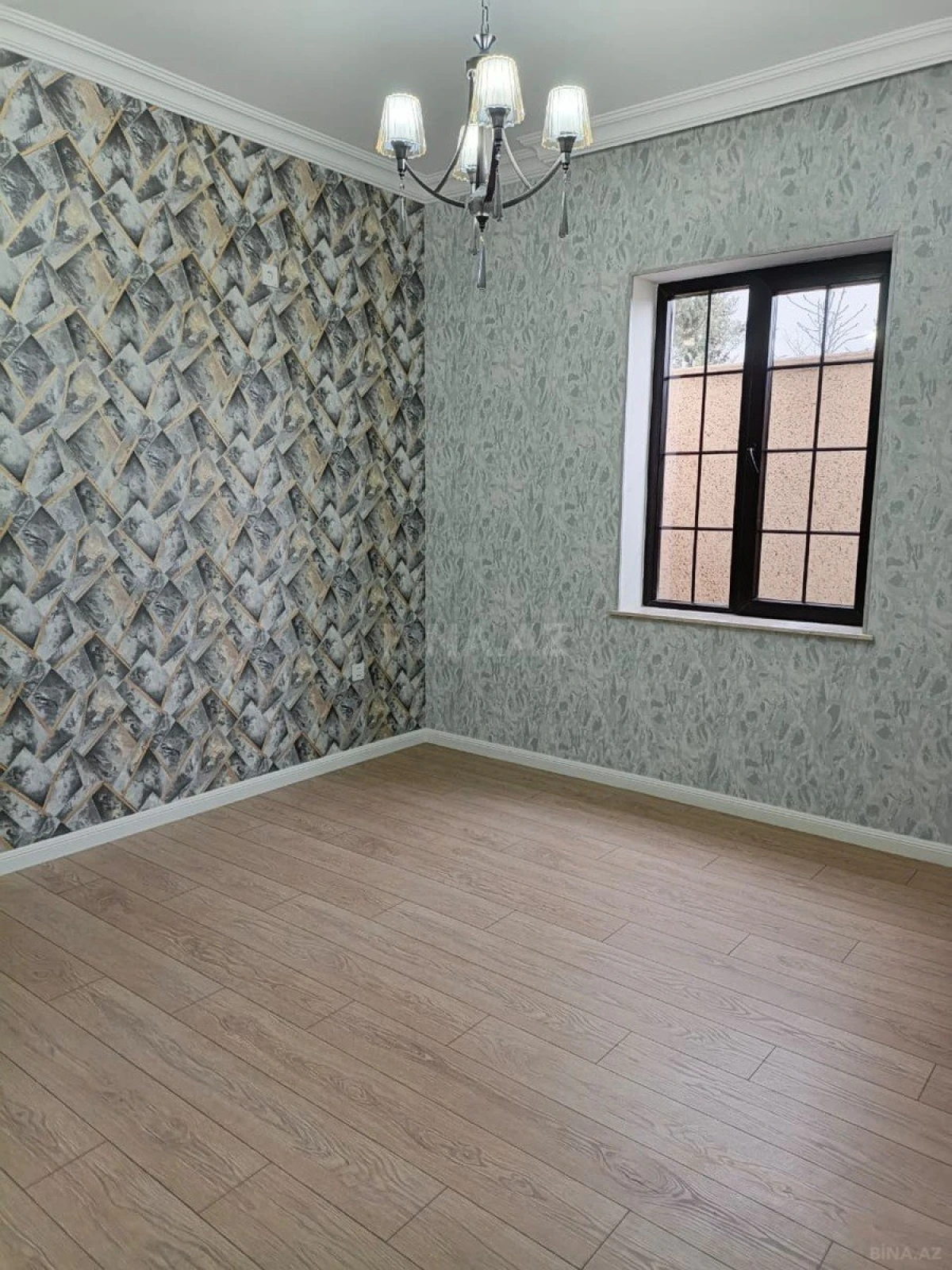 Satılır 3 otaqlı həyət evi 156 m²