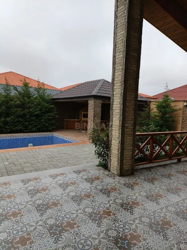Satılır 3 otaqlı həyət evi 156 m²