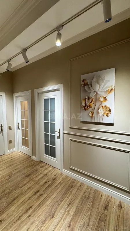 Satılır 2 otaqlı mənzil 65 m²