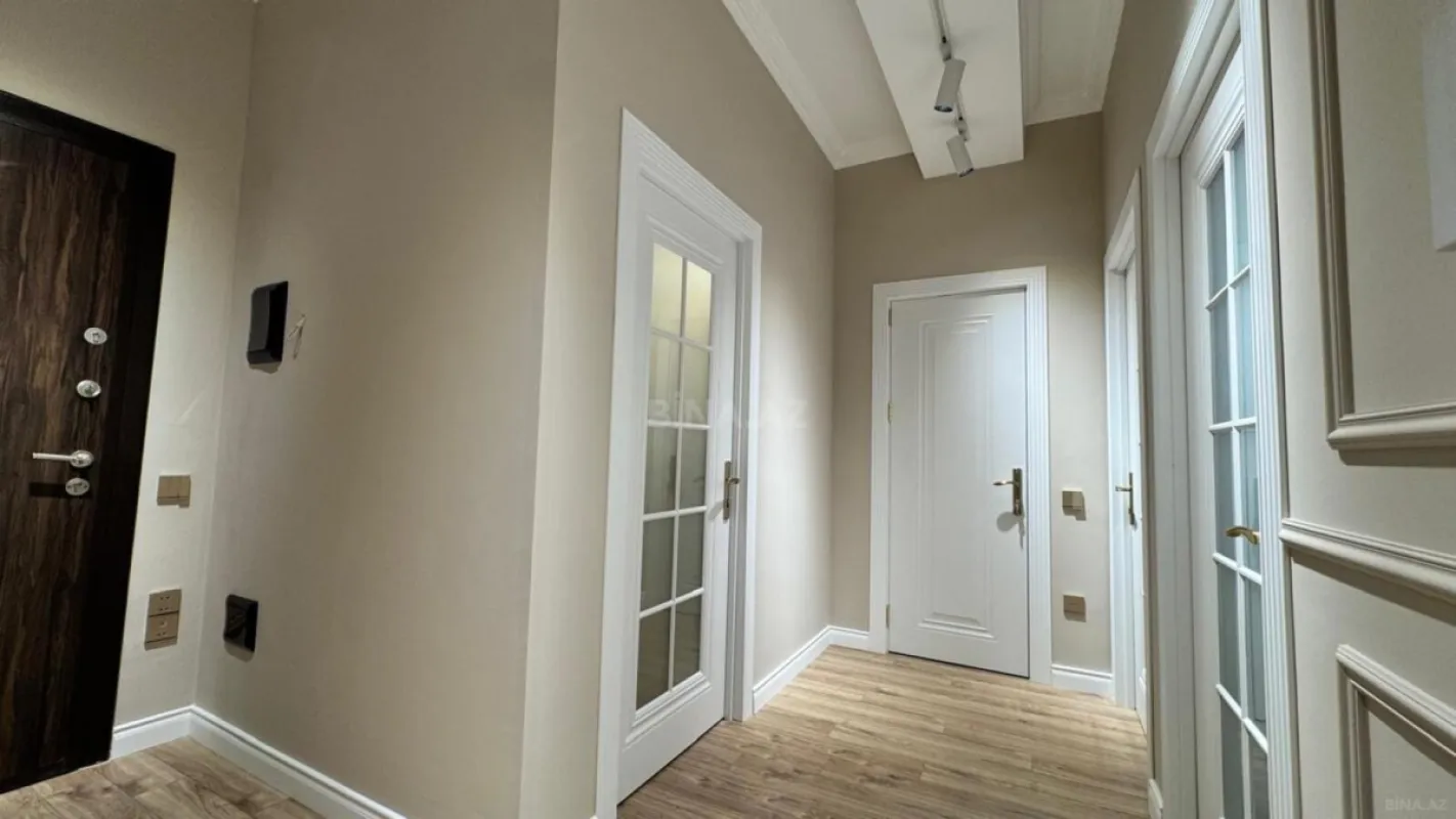 Satılır 2 otaqlı mənzil 65 m²