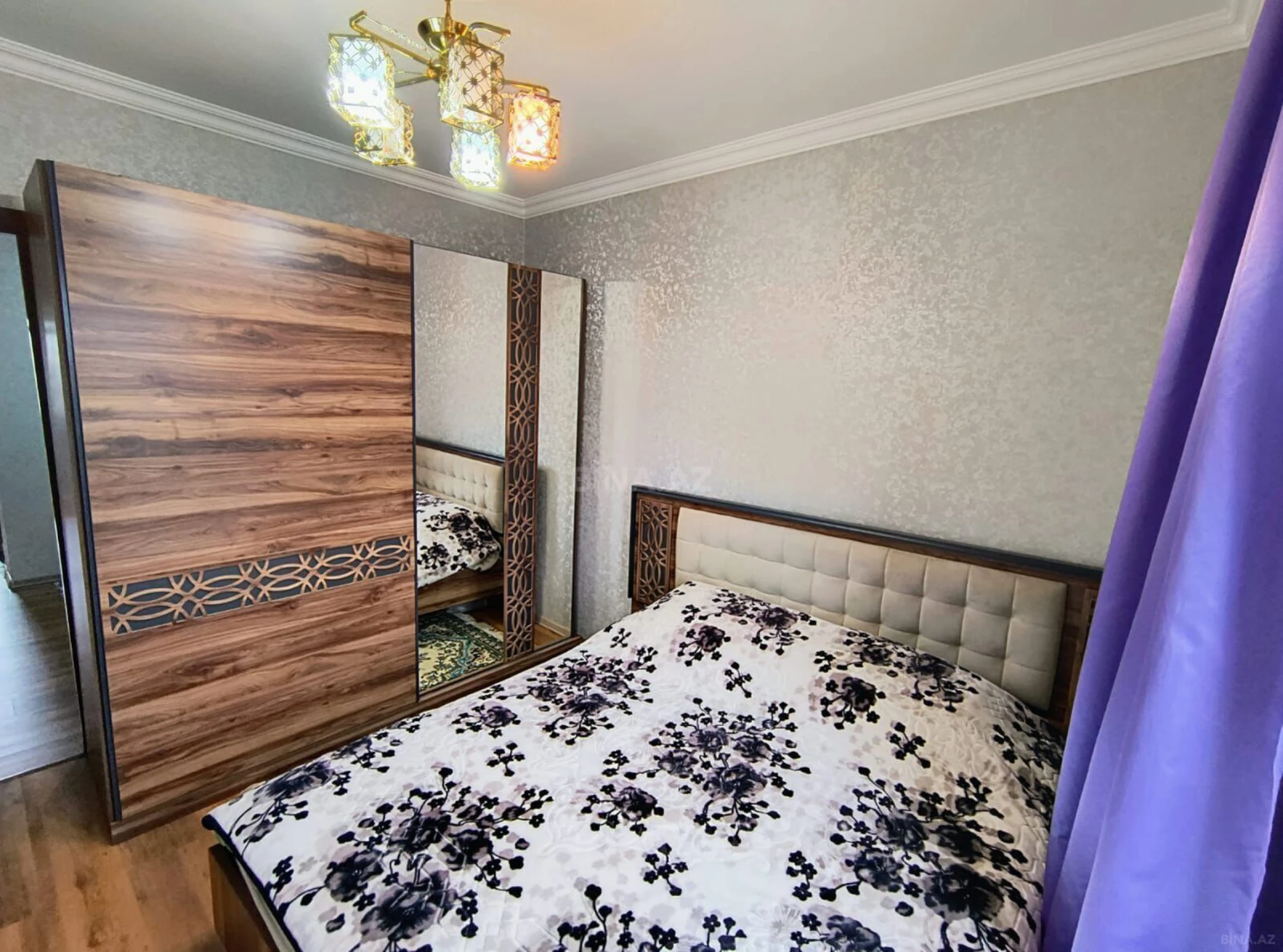 Satılır 4 otaqlı mənzil 90 m²