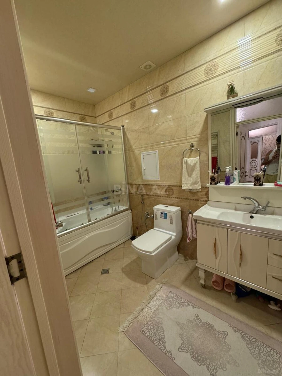 Satılır 3 otaqlı mənzil 105 m²